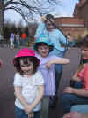 SunhatGirls-03-02.jpg (68387 bytes)