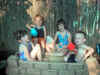 FourFriends.jpg (86029 bytes)