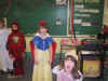 SchoolGirls.jpg (93054 bytes)