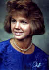 Laura-SeniorPic.jpg (40661 bytes)